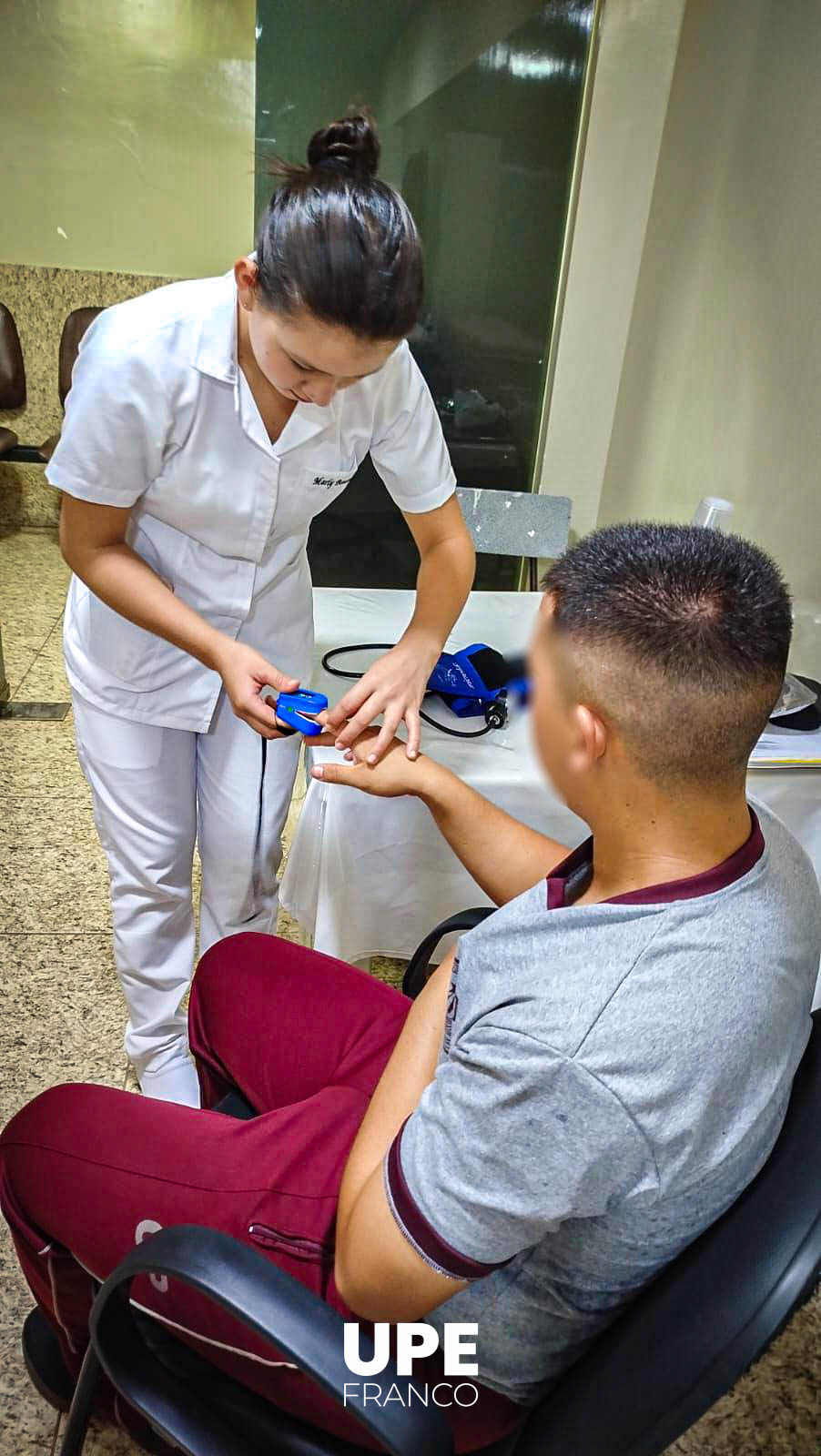 Jornada de Atención Comunitaria: Estudiantes de Enfermería UPE realizan cobertura en la Policlínica Policial